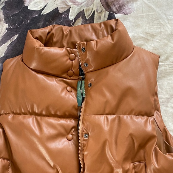 Love Tree Jackets & Blazers - Love Tree Brown Puffer Vest